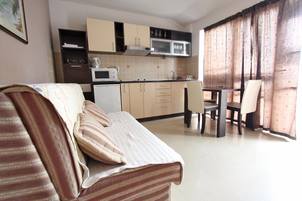 Apartmani Irena Petrovac Dış mekan fotoğraf